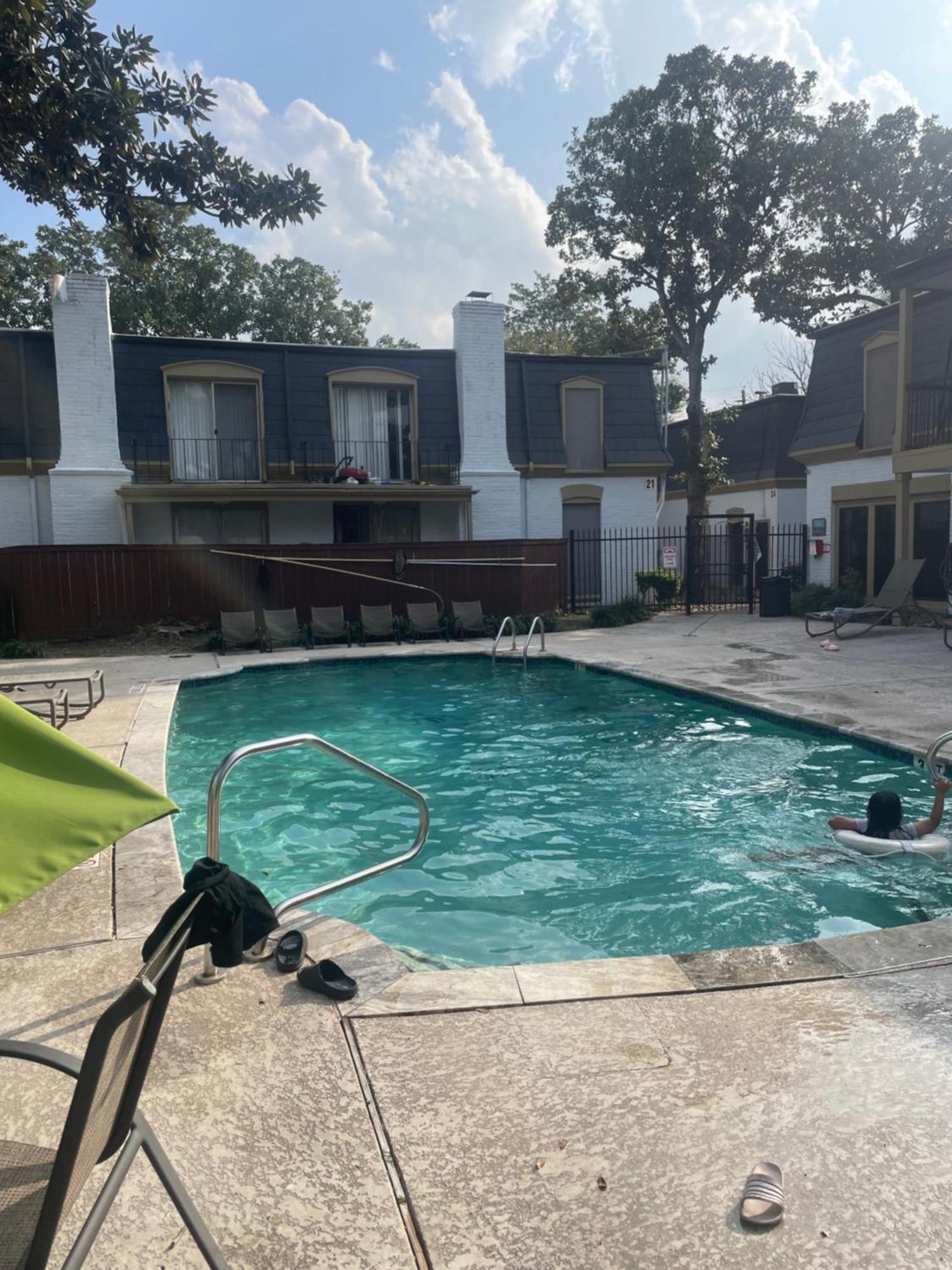 Huge One Bedroom With 2 Queen Size Beds Houston Exterior photo